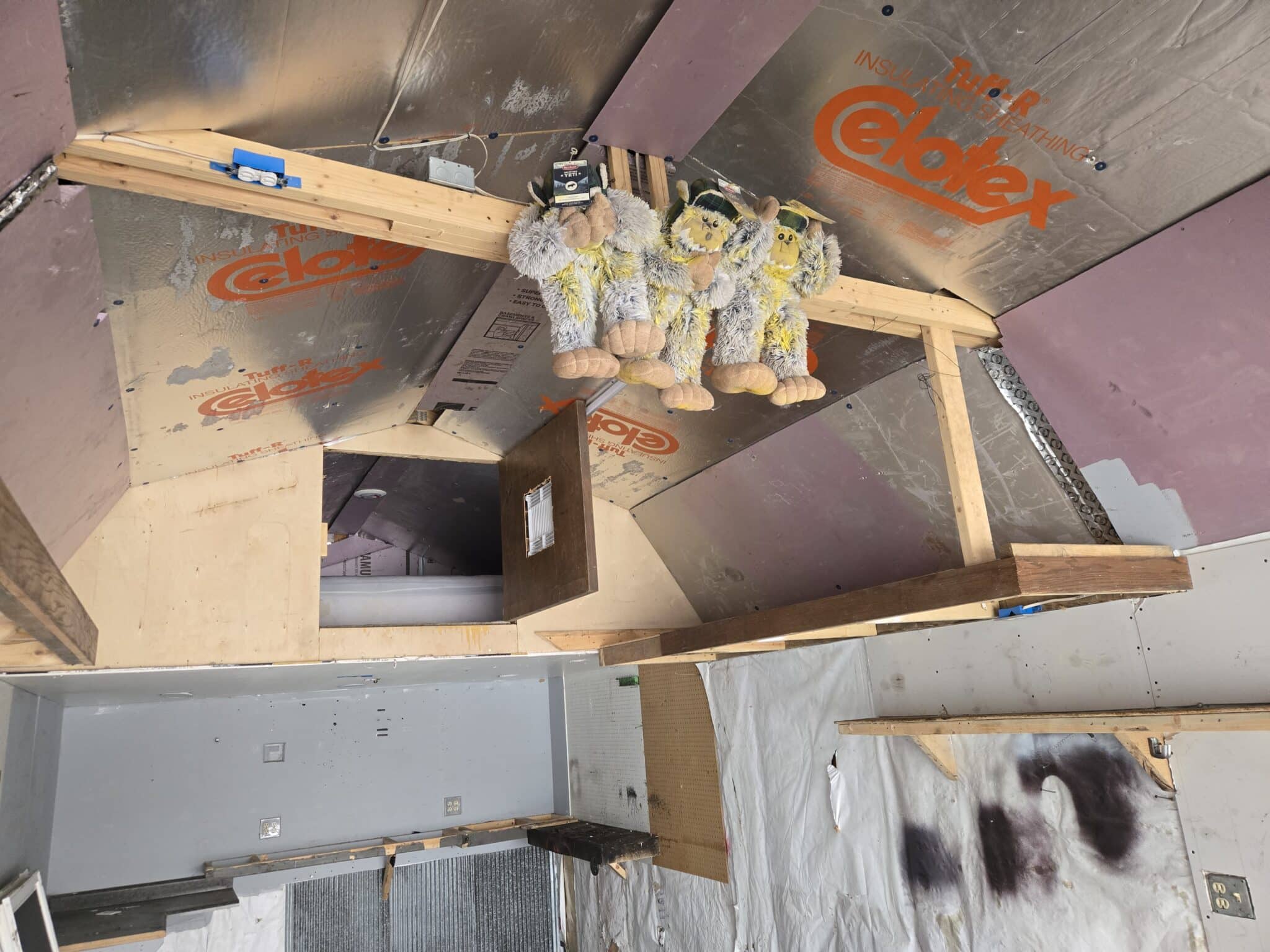 REPO!! 12x28 Lofted Garage - Image 10