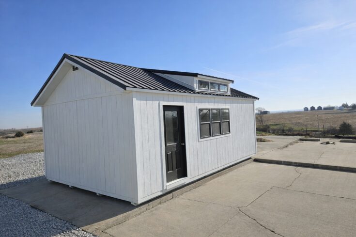 16×24 Villa Shed in Sidney Iowa