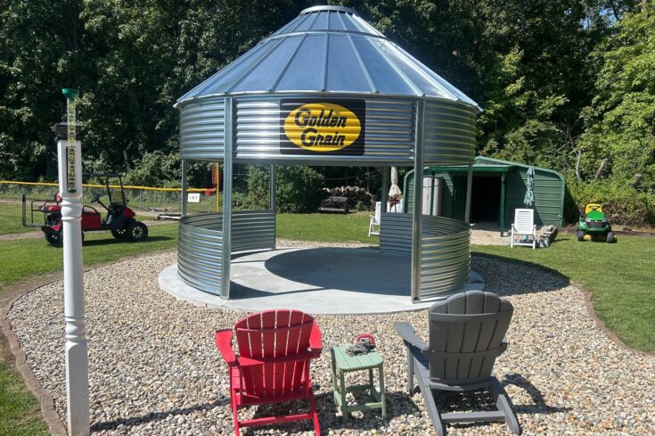 18′ Grain Bin Gazebo in Catlin Illinois